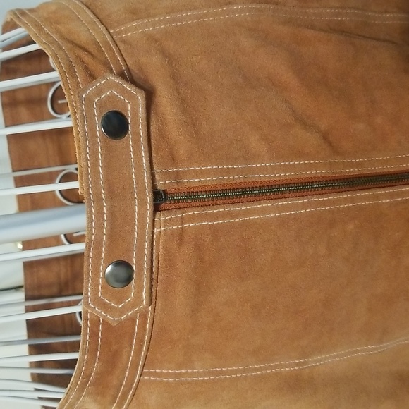 TOP OF THE LINE❣️TOPSHOP leather suede mini skirt. Size 4 - Picture 2 of 12